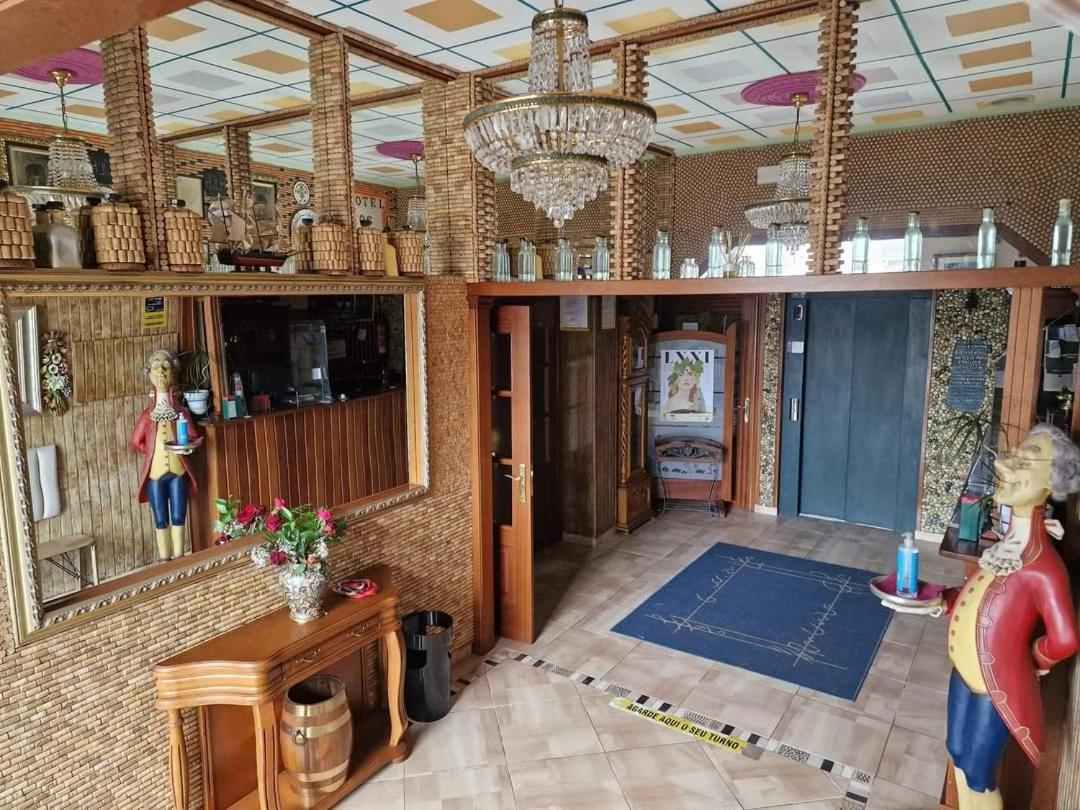 Hotel Os Pazos Familiar 캄바도스 외부 사진